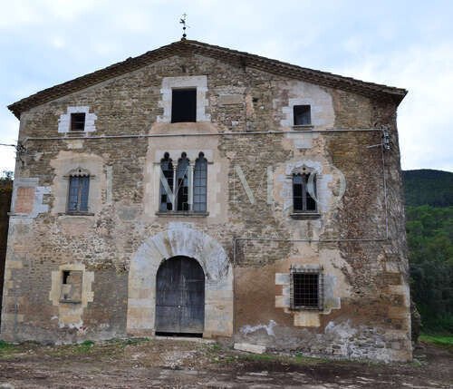 Castle in Camós (District), Camos, Spain 3 - 18335130
