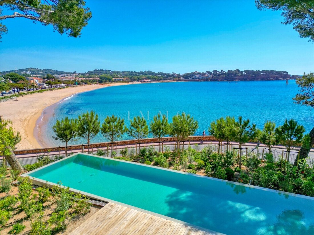Apartment in Sant Feliu de Guixols, Catalonia, Spain 1 - 18338949