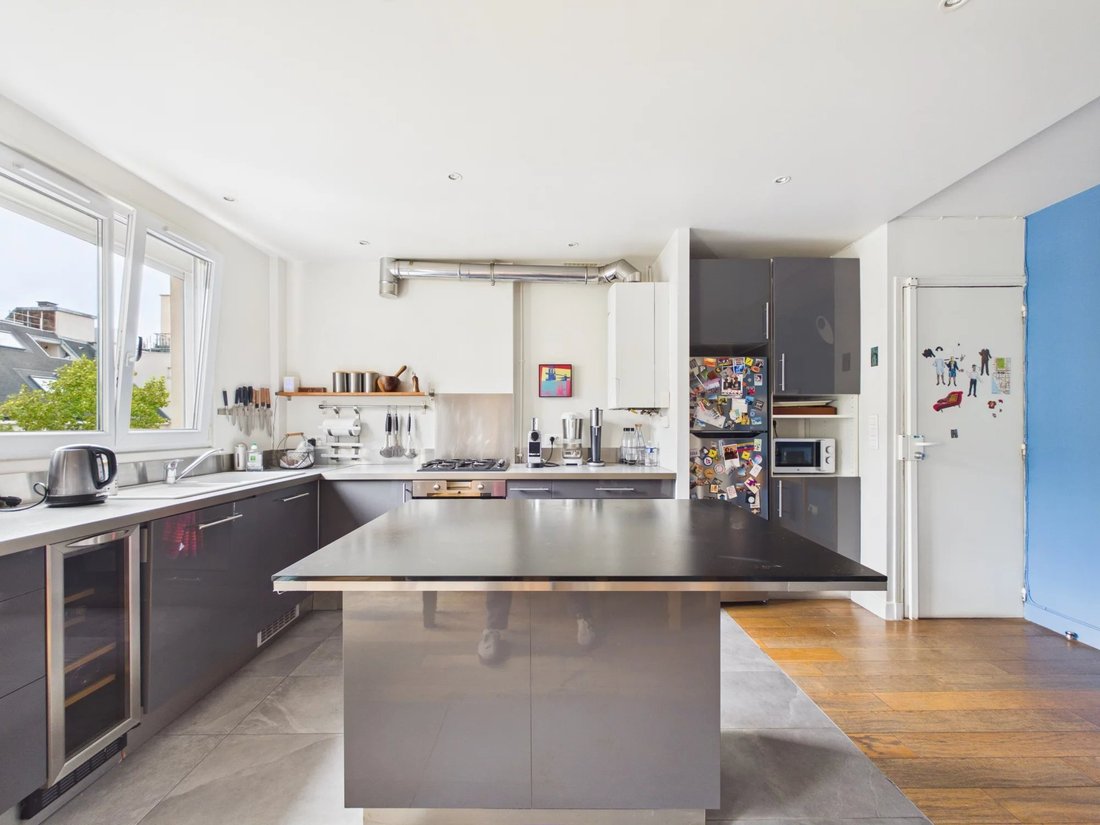 Apartment in Belleville-Saint Maur, Paris 11e Arrondissement, Paris 5 - 18335030