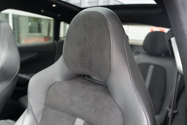 Suv in Bellevue, WA, United States 5 - 17763035