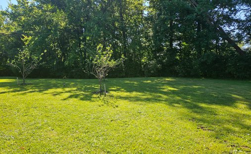 Land in Noblesville, Indiana, United States 1