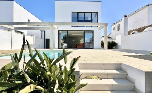 House in Empuriabrava, Catalonia, Spain 1