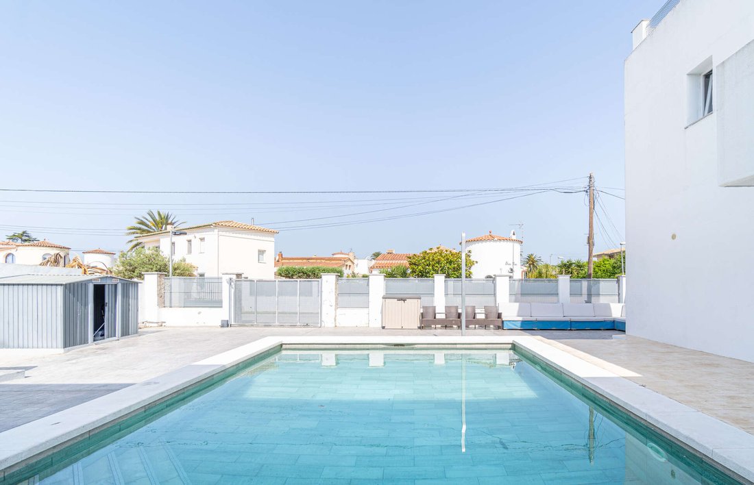 House in Empuriabrava, Catalonia, Spain 2 - 18337612