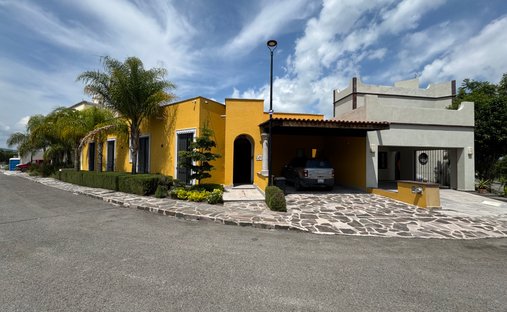 House in Las Campanas, Guanajuato, Mexico 1