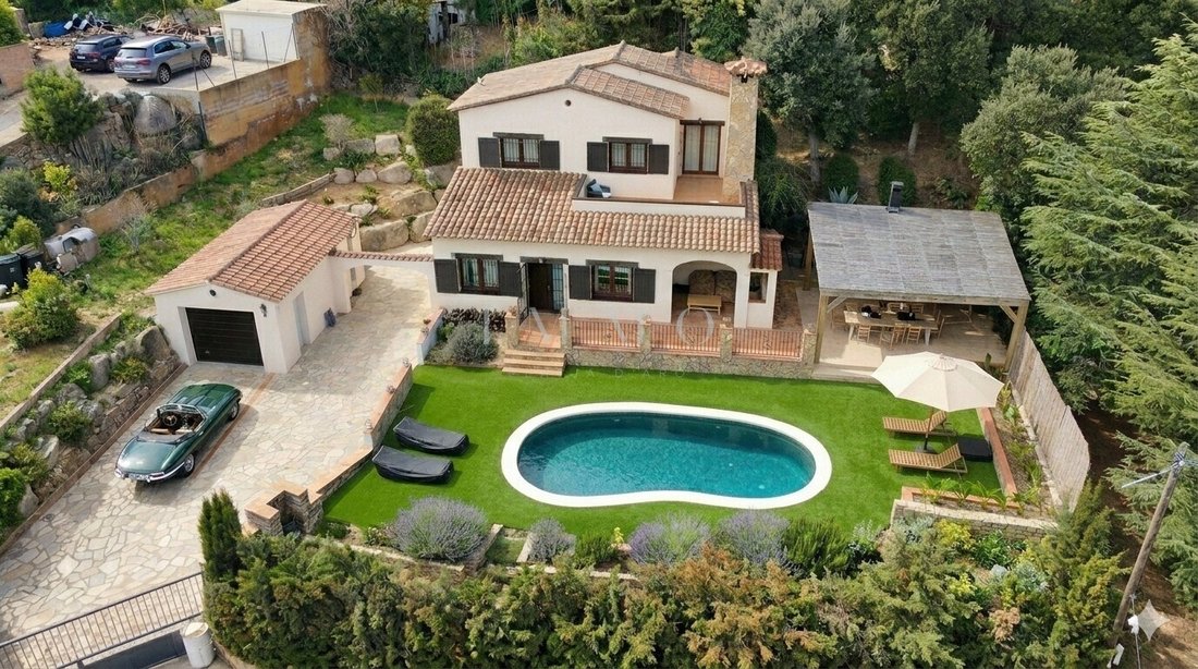 Villa in Calonge i Sant Antoni, Catalonia, Spain 1 - 18335827