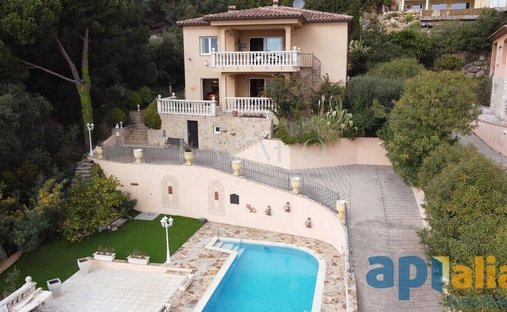House in Santa Cristina d'Aro, Catalonia, Spain 1