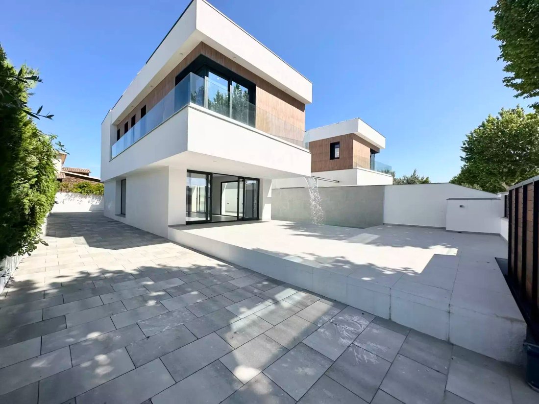 House in Empuriabrava, Catalonia, Spain 1 - 18337672