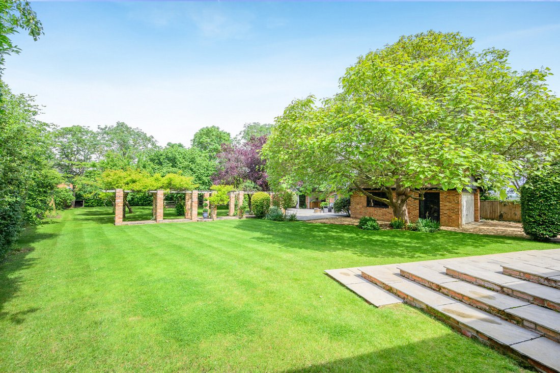 House in Padbury, England 4 - 18342863