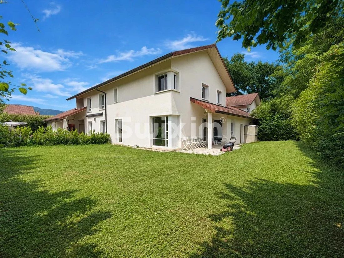 House in Prévessin-Moëns, Auvergne-Rhône-Alpes, France 1 - 18331712