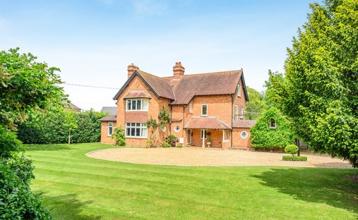 House in Padbury, England 1