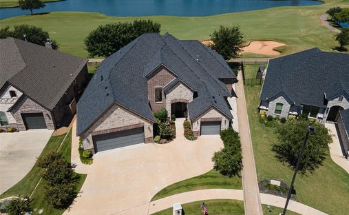 House in Granbury, Texas, United States 1