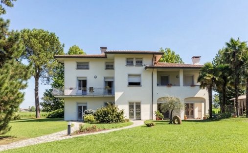 Villa in Annone Veneto, Veneto, Italy 1