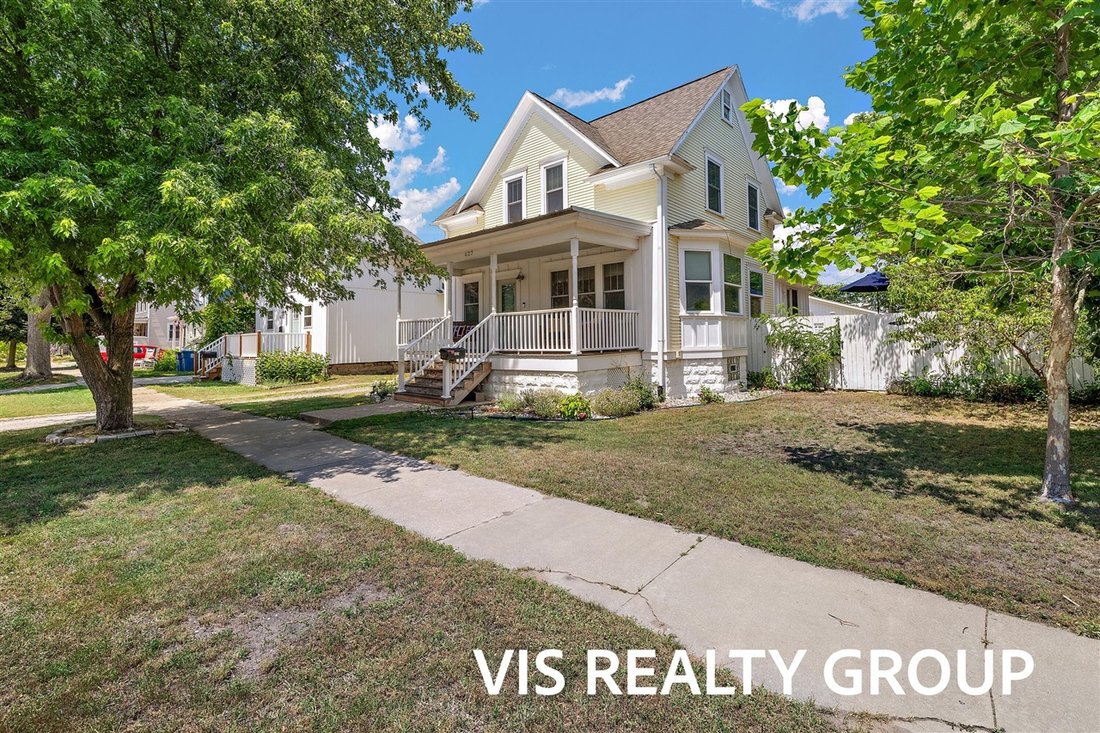 House in Grand Haven, Michigan, United States 4 - 18343860