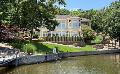 House in Sunrise Beach, Missouri, United States 1