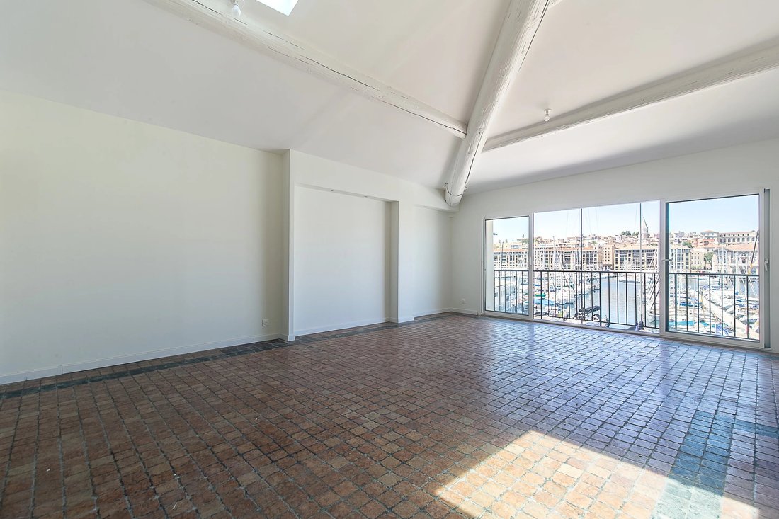 Apartment in Saint Victor, 7e Arrondissement, Marseille 1 - 18341350