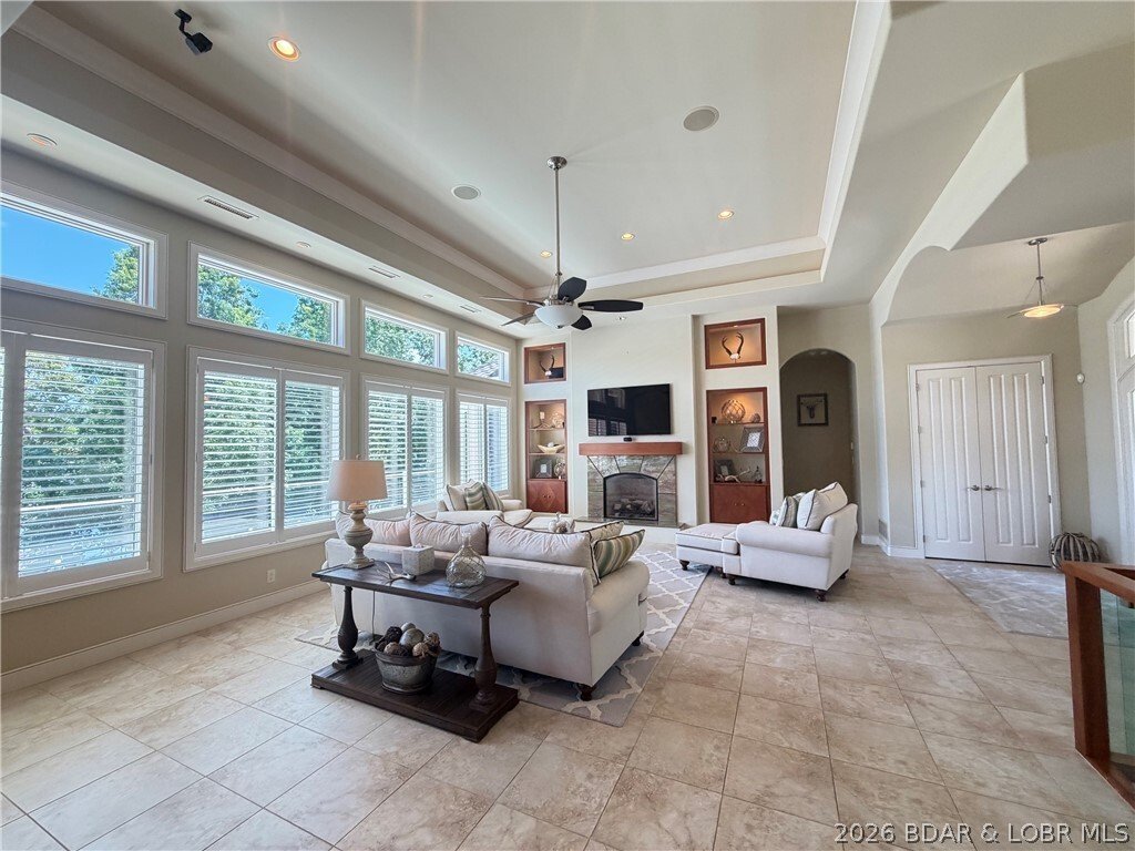 House in Sunrise Beach, Missouri, United States 4 - 18339647