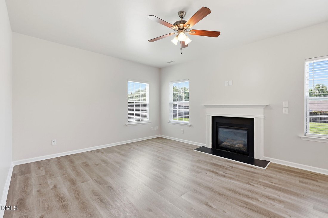 House in Fuquay-Varina, North Carolina, United States 2 - 18340013