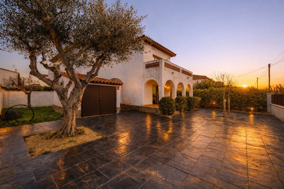 House in Empuriabrava, Catalonia, Spain 4 - 18337216