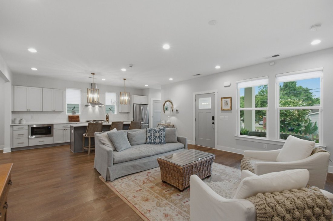 Co Op in Nashville, Tennessee, United States 4 - 18333158