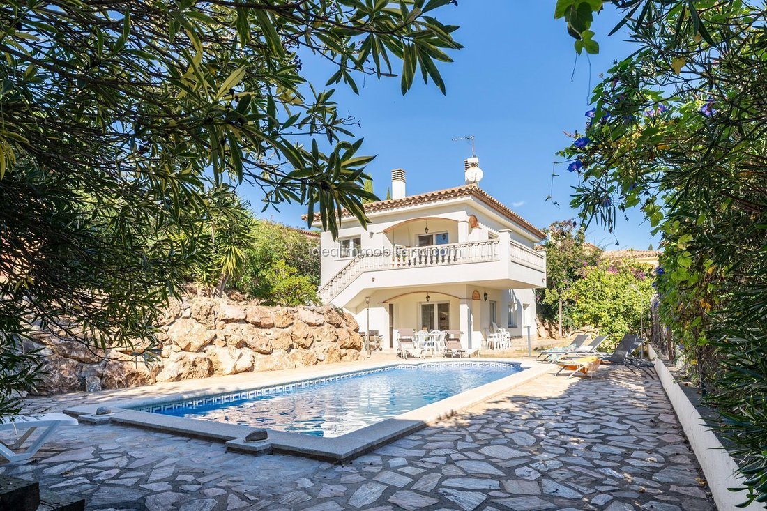 Villa in l'Escala, Catalonia, Spain 1 - 18335603