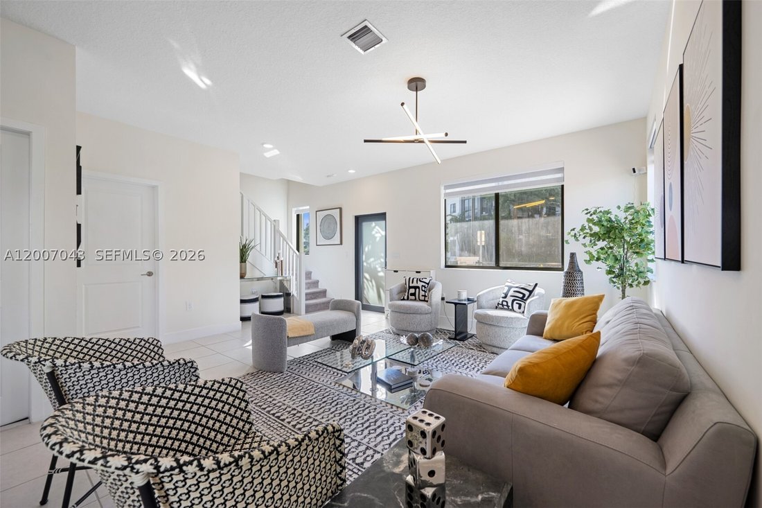 Townhouse in Miami Springs, Florida, United States 4 - 17752081