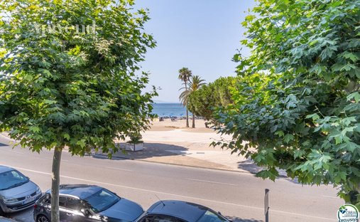 Apartment in Roses, Catalonia, Spain 1