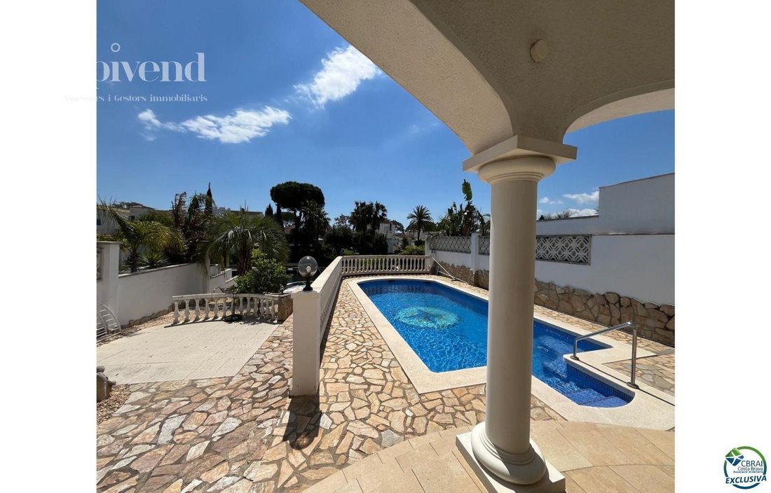 Haus in Empuriabrava, Katalonien, Spanien 4 - 18336585