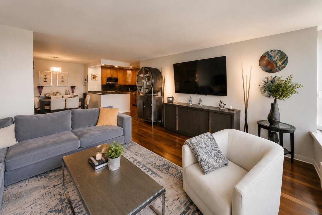 Condo in Chicago, Illinois, United States 4 - 18336437