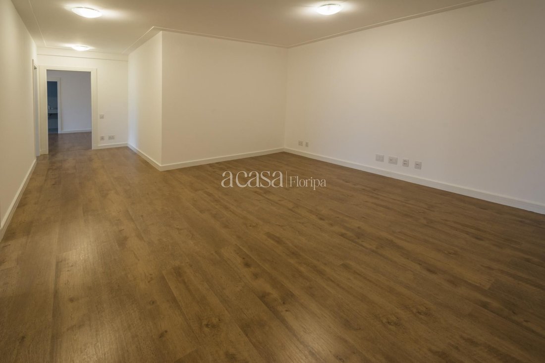 Apartment in Florianópolis, State of Santa Catarina, Brazil 2 - 18341347