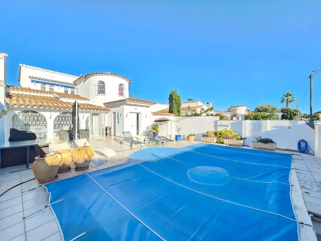 House in Empuriabrava, Catalonia, Spain 1 - 18337585