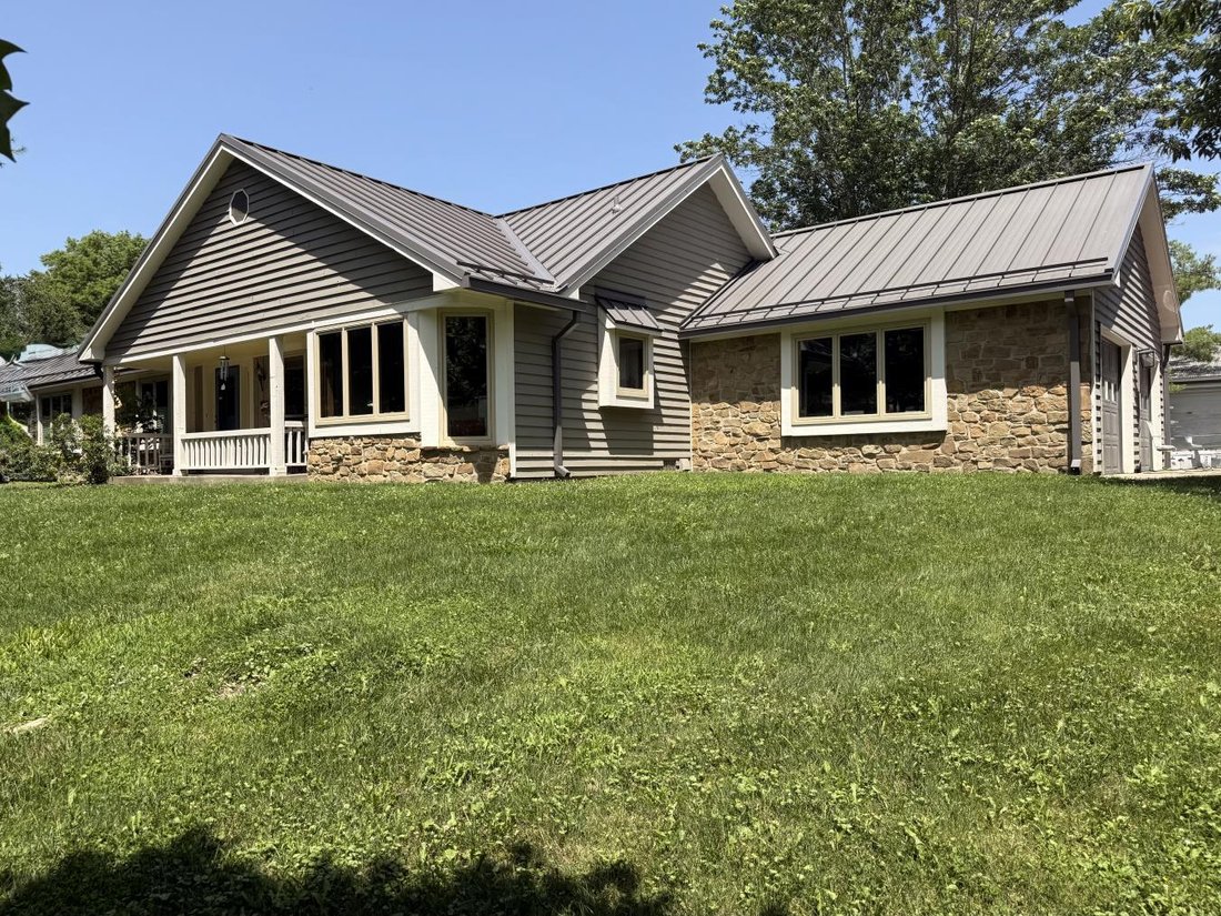 House in Zionsville, Indiana, United States 4 - 18342847
