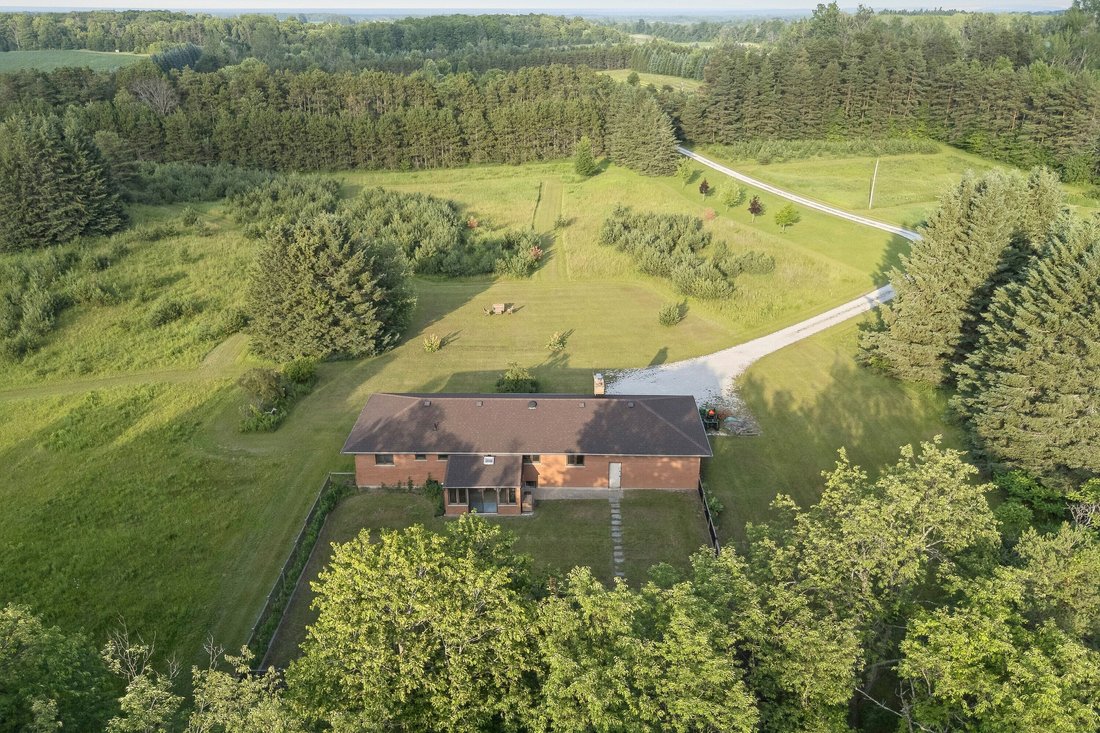 House in Mulmur, Ontario, Canada 2 - 18336653