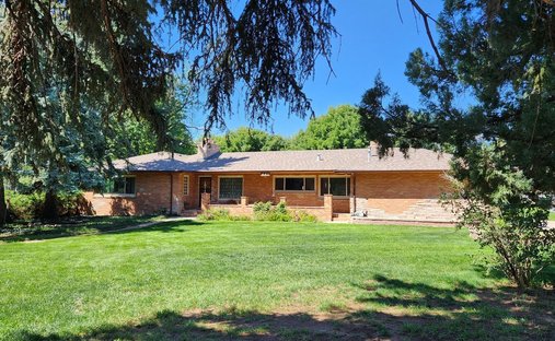 House in Berthoud, Colorado, United States 1