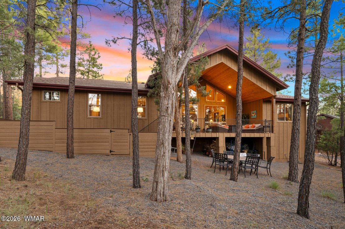 Show Low, Arizona, United States 4 - 18339458