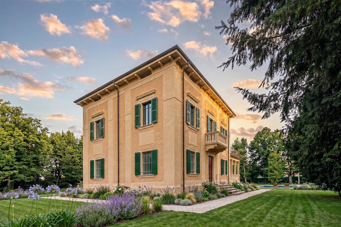 Villa in Verona, Veneto, Italy 4 - 18334723