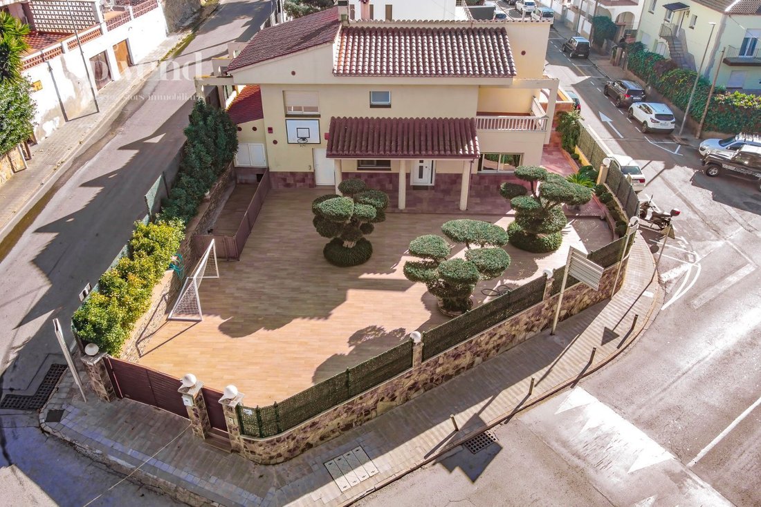 House in Roses, Catalonia, Spain 1 - 18336321