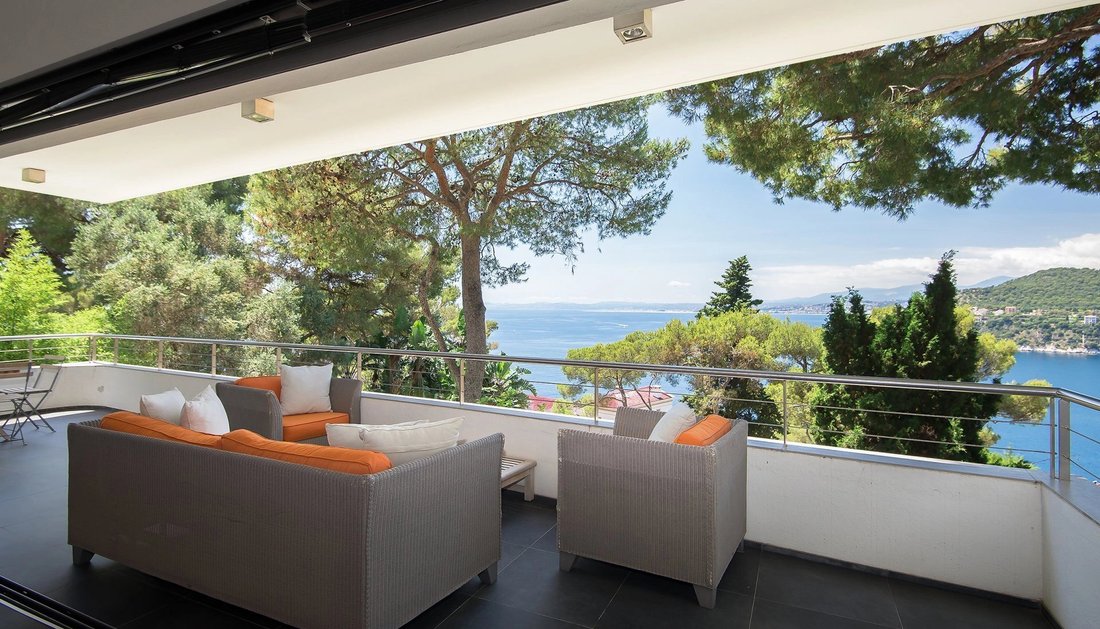 Villa in Saint-Jean-Cap-Ferrat, Provence-Alpes-Côte d'Azur, France 4 - 18336762