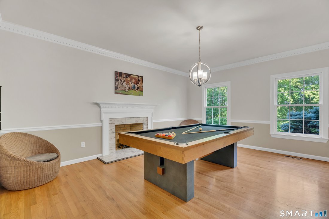 House in Trumbull, Connecticut, United States 4 - 18342070