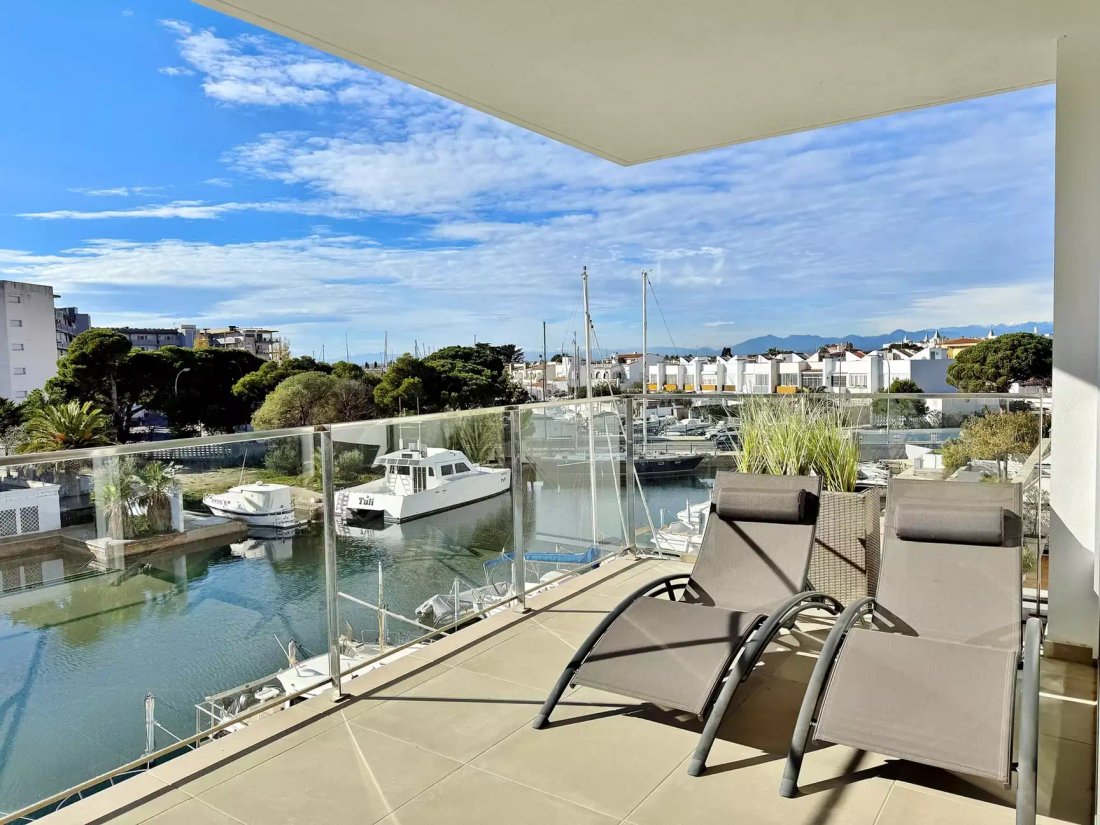 Apartment in Roses, Catalonia, Spain 3 - 18337760