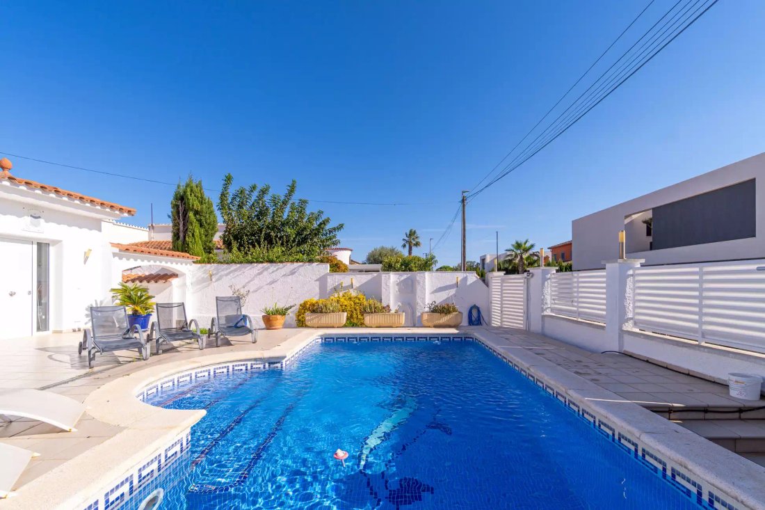 House in Empuriabrava, Catalonia, Spain 2 - 18336676