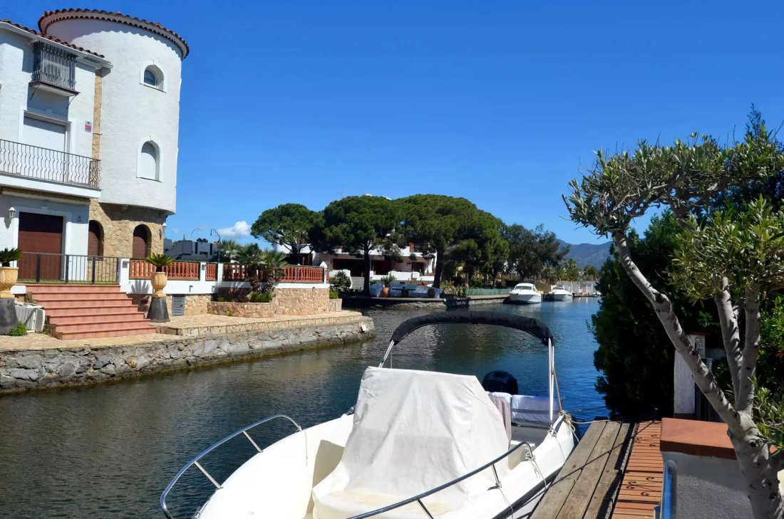 House in Empuriabrava, Catalonia, Spain 1 - 18337606