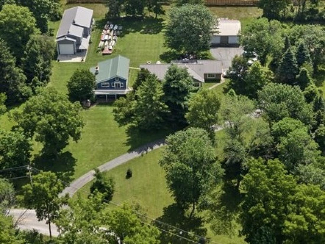 House in Zionsville, Indiana, United States 1 - 18342847