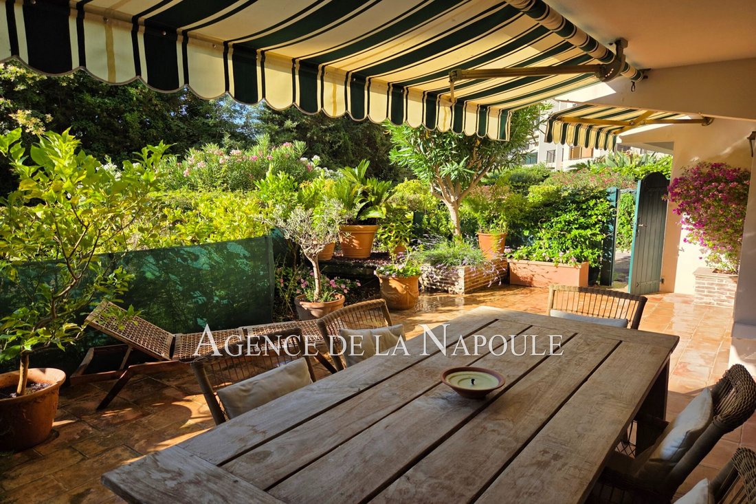 Apartment in Le Centre Ville, Mandelieu-la-Napoule, France 1 - 16329650