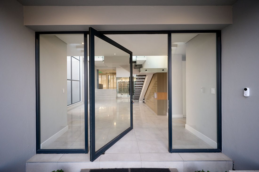 House in Midrand, Gauteng, South Africa 5 - 16613268