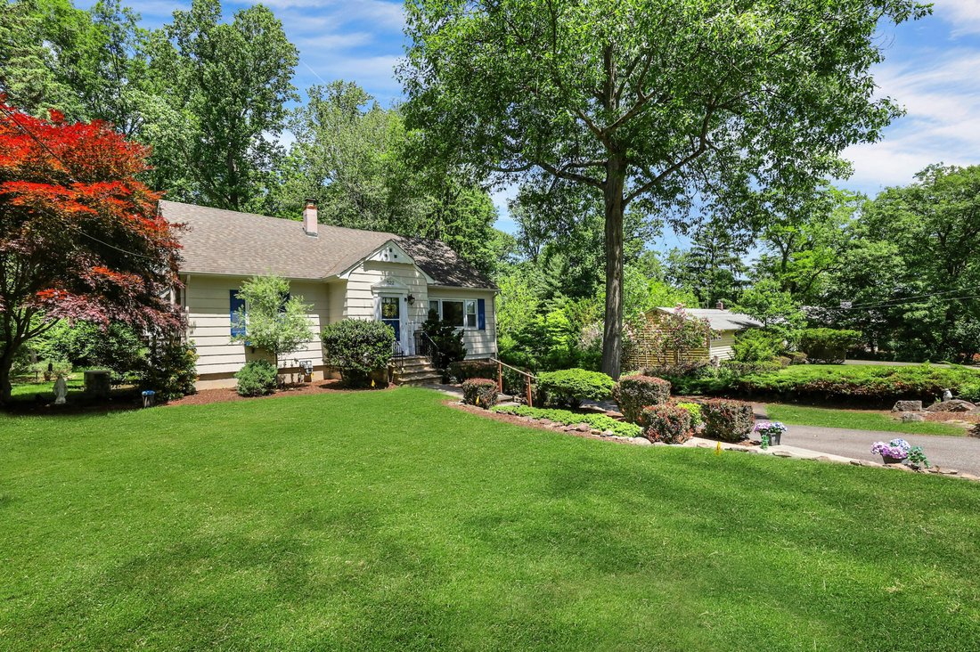 House in Wyckoff, New Jersey, United States 4 - 18336639
