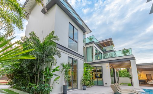 Villa in Pattaya City, Chon Buri, Thailand 1
