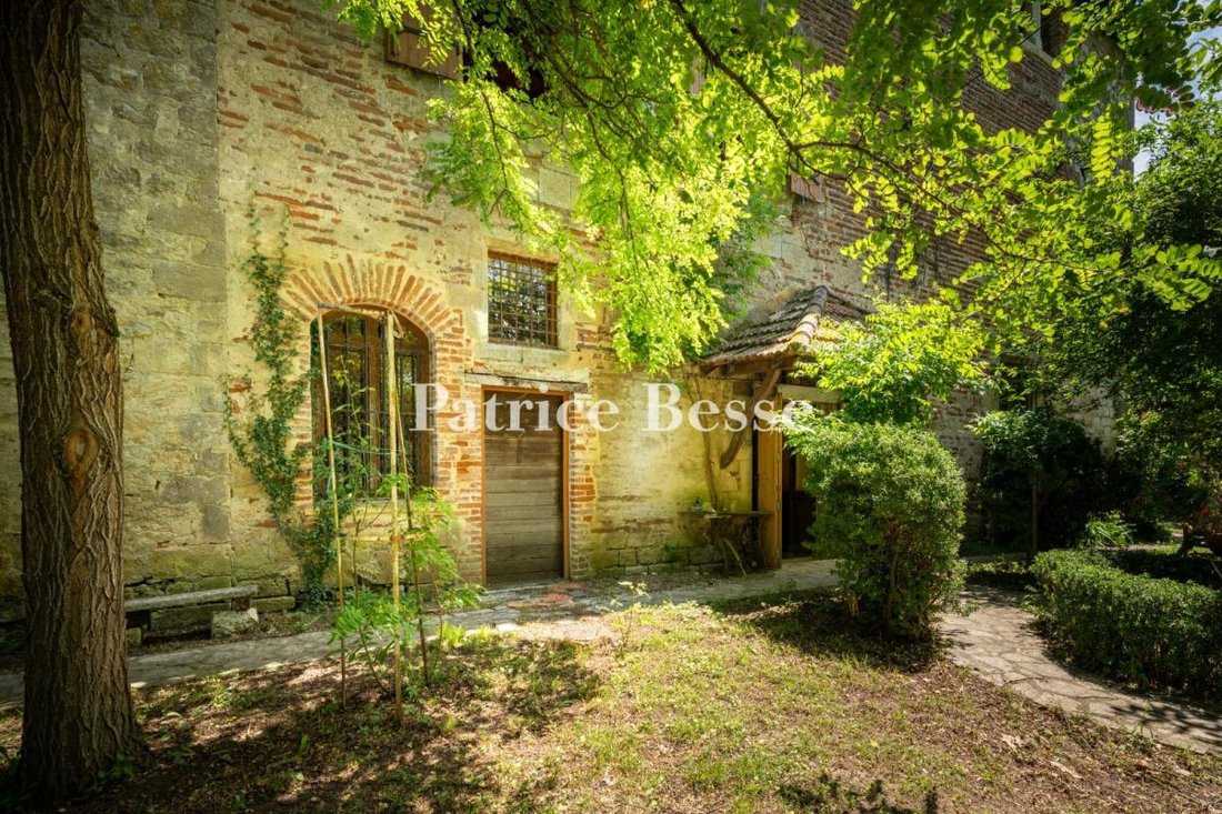 Castle in Penne-d'Agenais, Nouvelle-Aquitaine, France 5 - 13634087