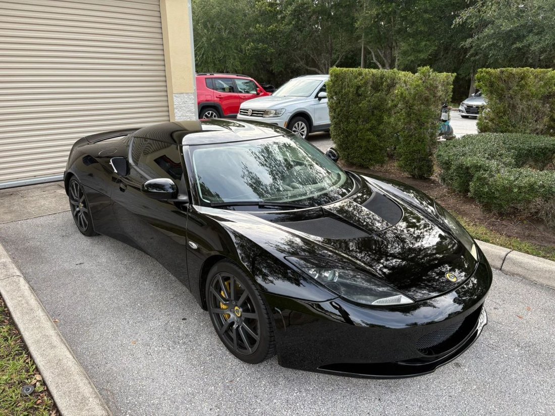 Coupe in Palm Coast, FL, United States 5 - 18344648