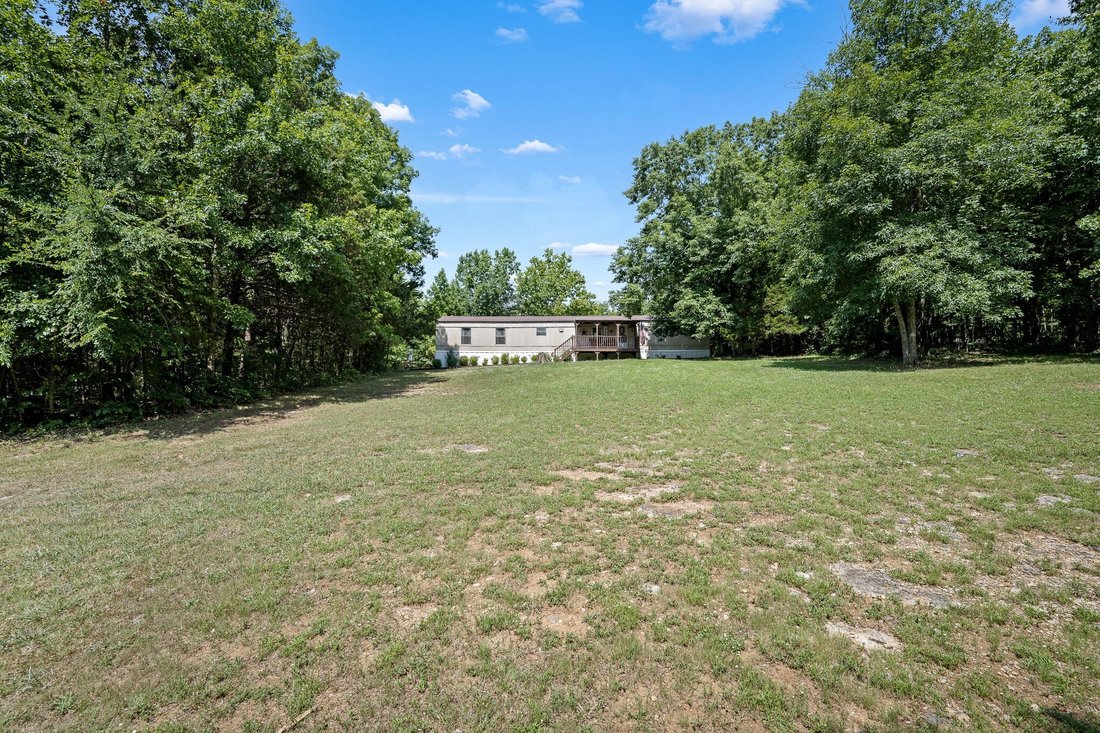 College Grove, Tennessee, United States 5 - 18342400