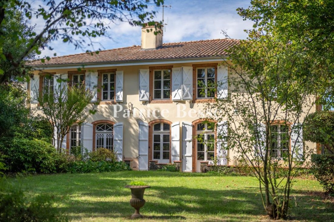 House in Saint-Nicolas-de-la-Grave, Occitania, France 1 - 18340171